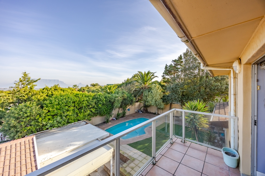 4 Bedroom Property for Sale in Flamingo Vlei Western Cape